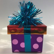 Ballongewicht Geschenk - blaues Geschenkband, roter Deckel